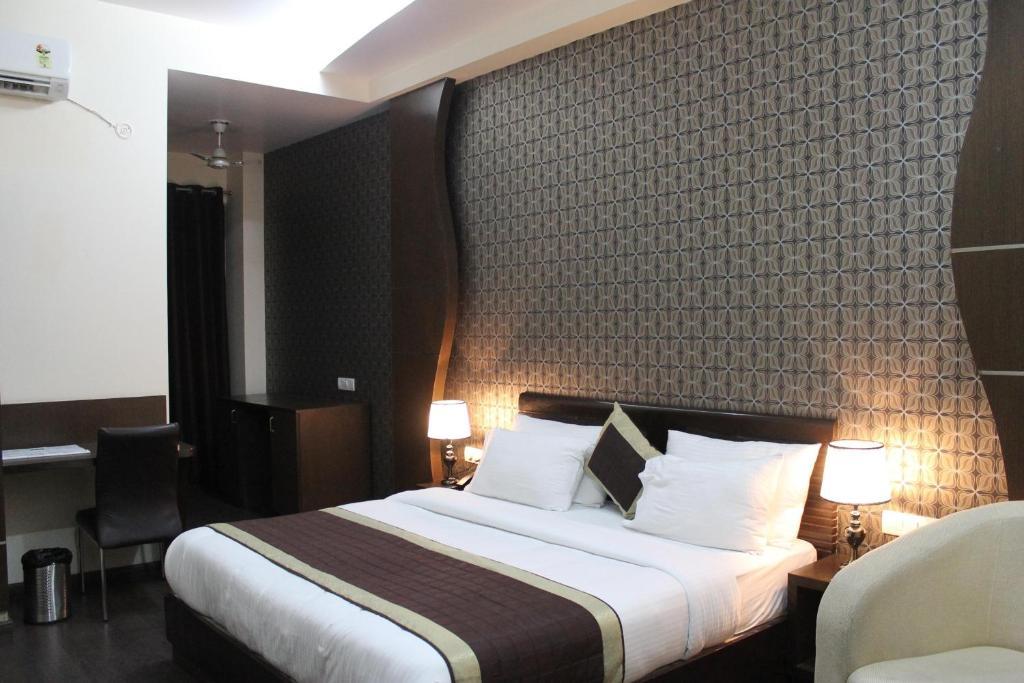Royal Residence Ґурґаон Номер фото